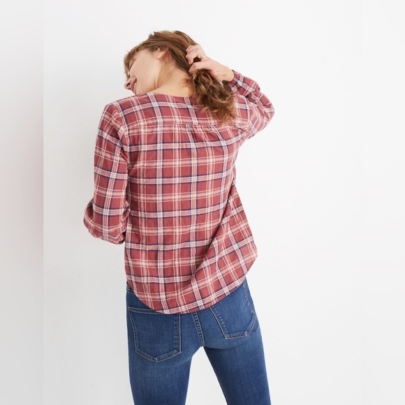 Madewell V-Neck Button-Down Shirt in Stratfield Plaid Size Small - Picture 3 of 6